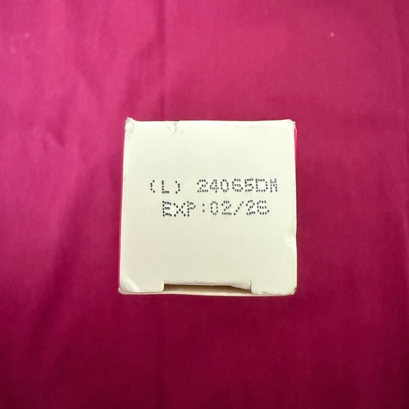 Hawaiian Tropic Mineral Sunscreen Powder Brush SPF 30 - Cream - Picture 2 of 4